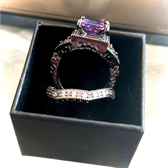 Amethyst and White Sapphire Ring Set - Size 8 with gorgeous stones. - Picture 3 of 10